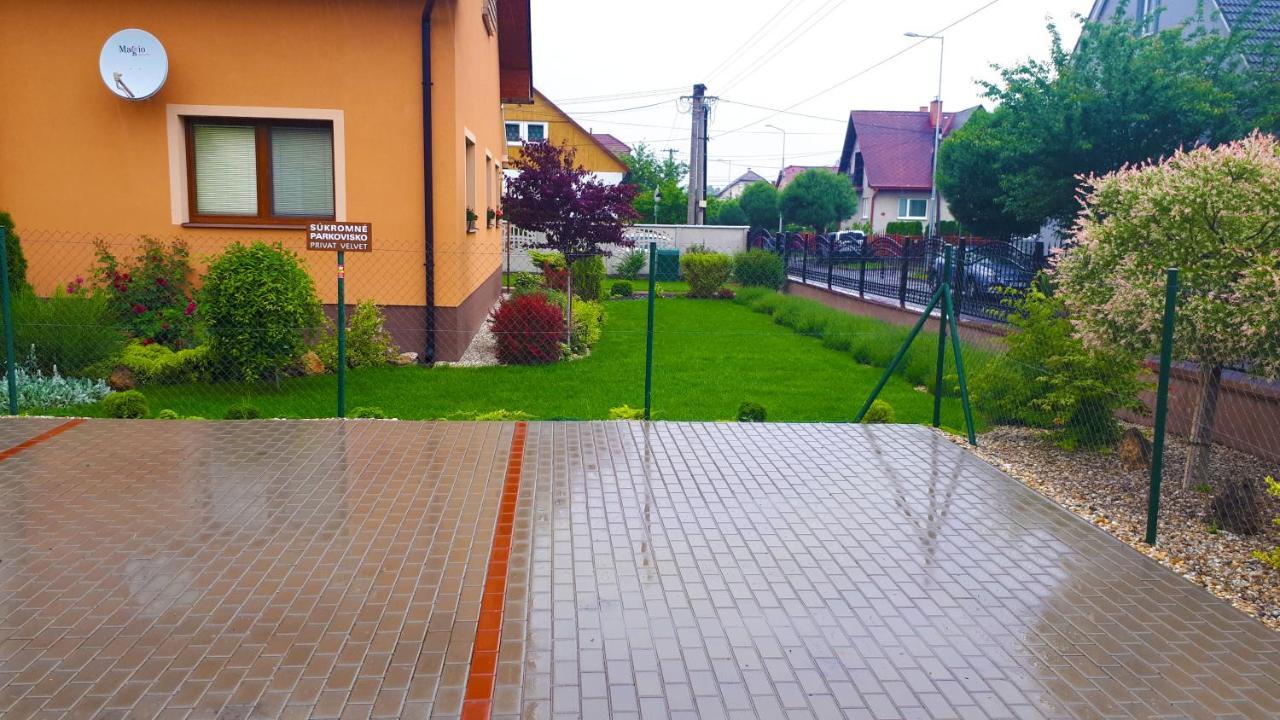 Privat Velvet Guest House Turcianske Teplice Exterior photo